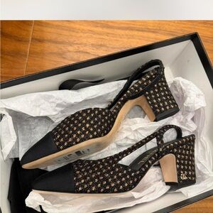 CHANEL Black and Gold Tweed Slingback Heels